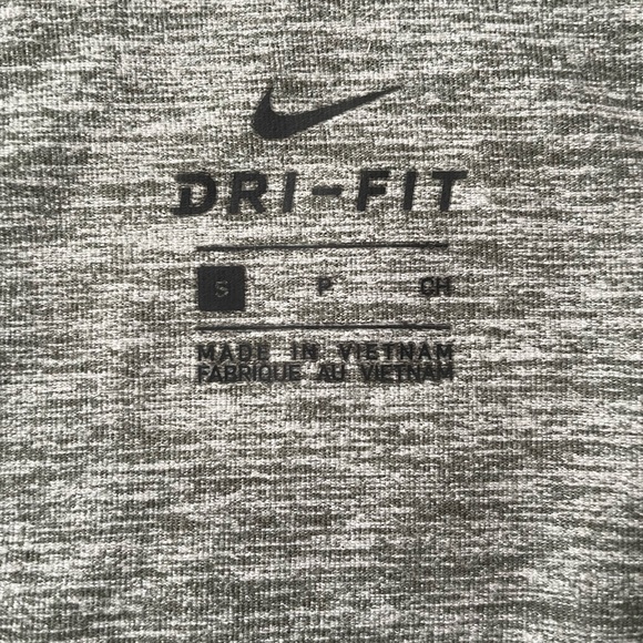 Nike Dri-Fit cardigan size small. Grey - Picture 2 of 7